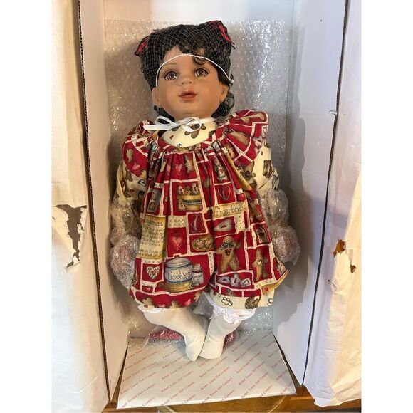 Robert Tonner 22"  Doll  GINGER  Box 1999 483/500 - Picture 2 of 16